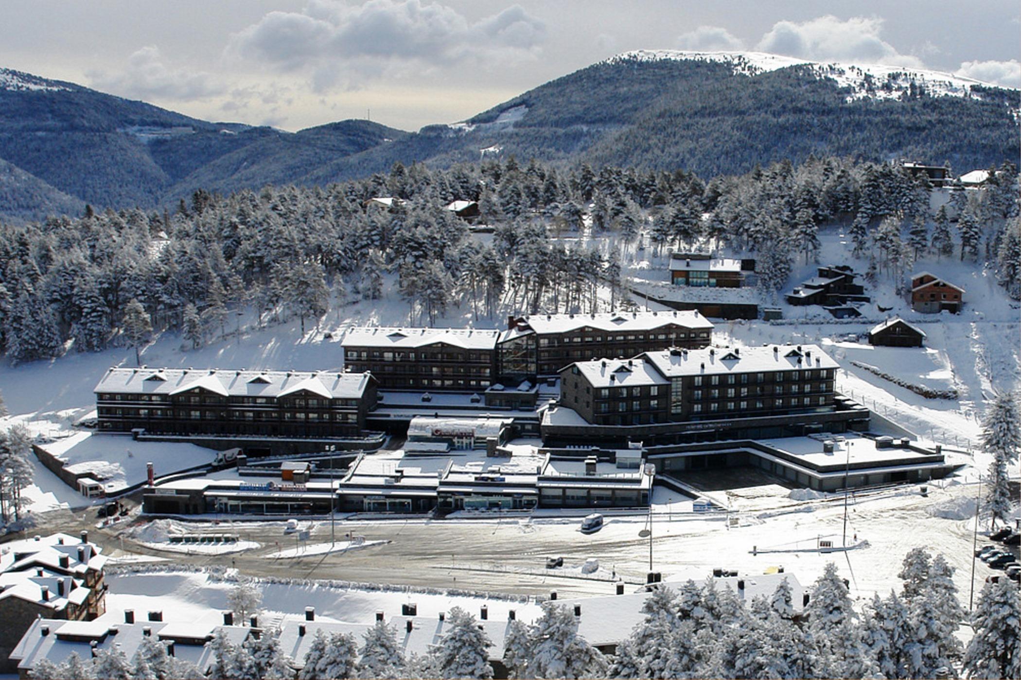 Guitart La Molina Aparthotel & Spa Dış mekan fotoğraf